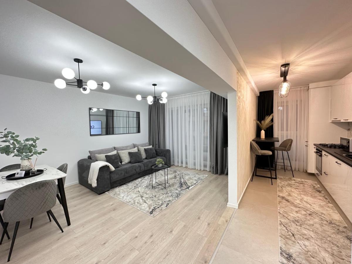 Urban Luxury Flats - Cozy Apartments At Coresi Mall #Brasov Exterior photo